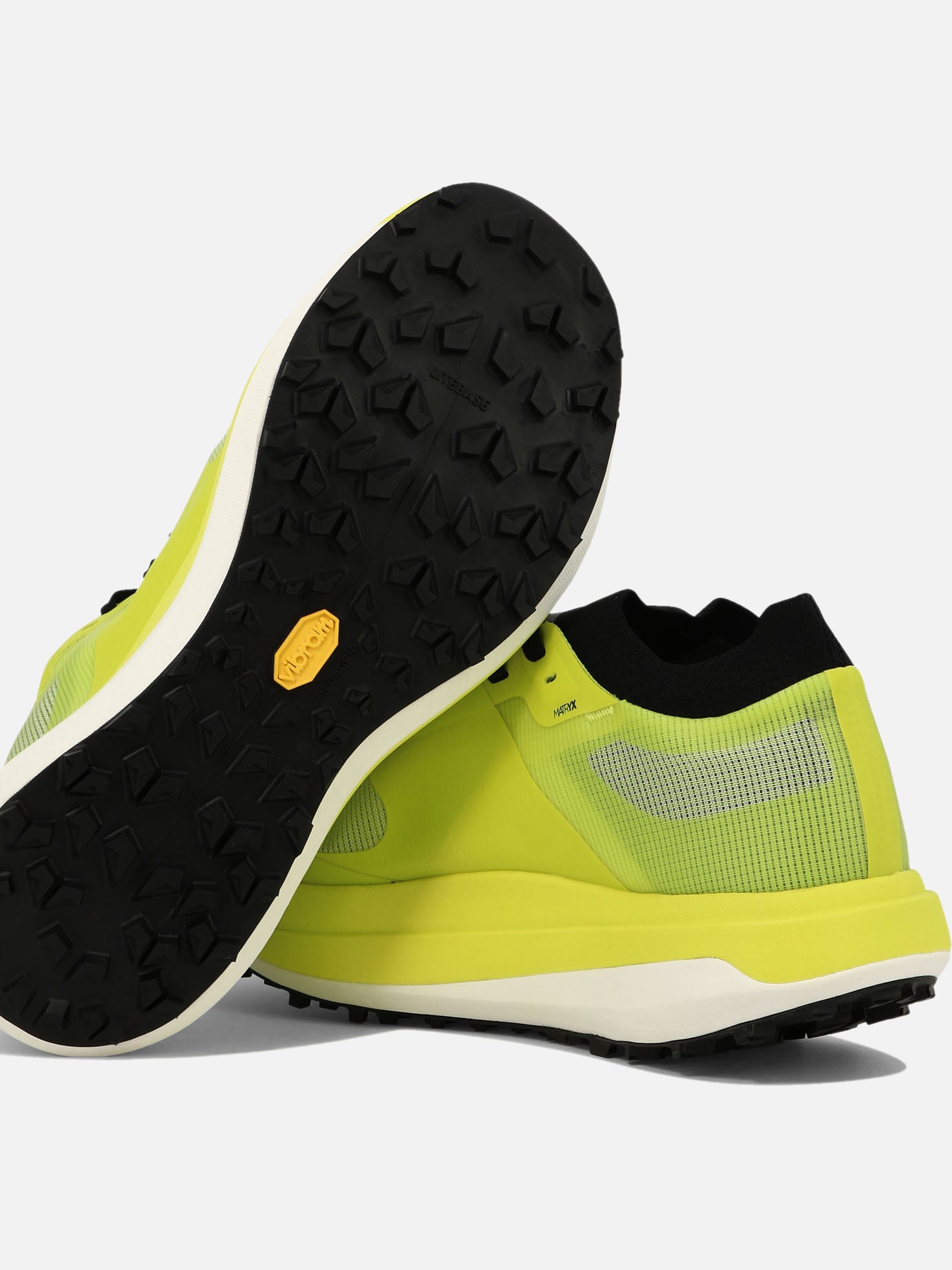 Arc'teryx "Sylan Pro" sneakers Yellow