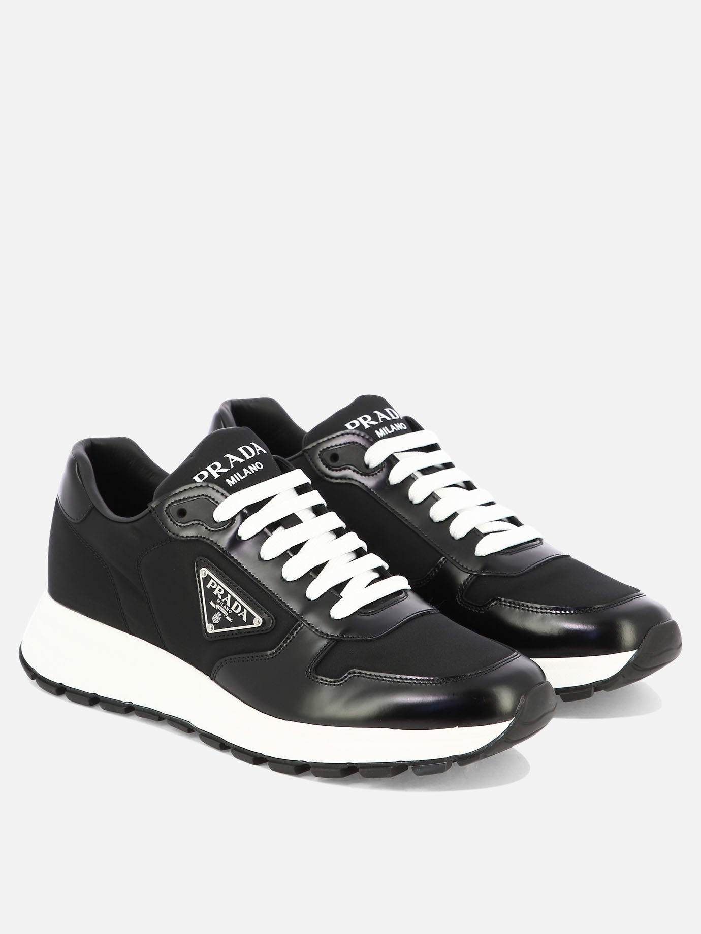 Low top sneakers 100% recycled nylon - 100% rubber  Black - Prada Men | PDP | VIETTI Online Store | Zoom-Modal_2

