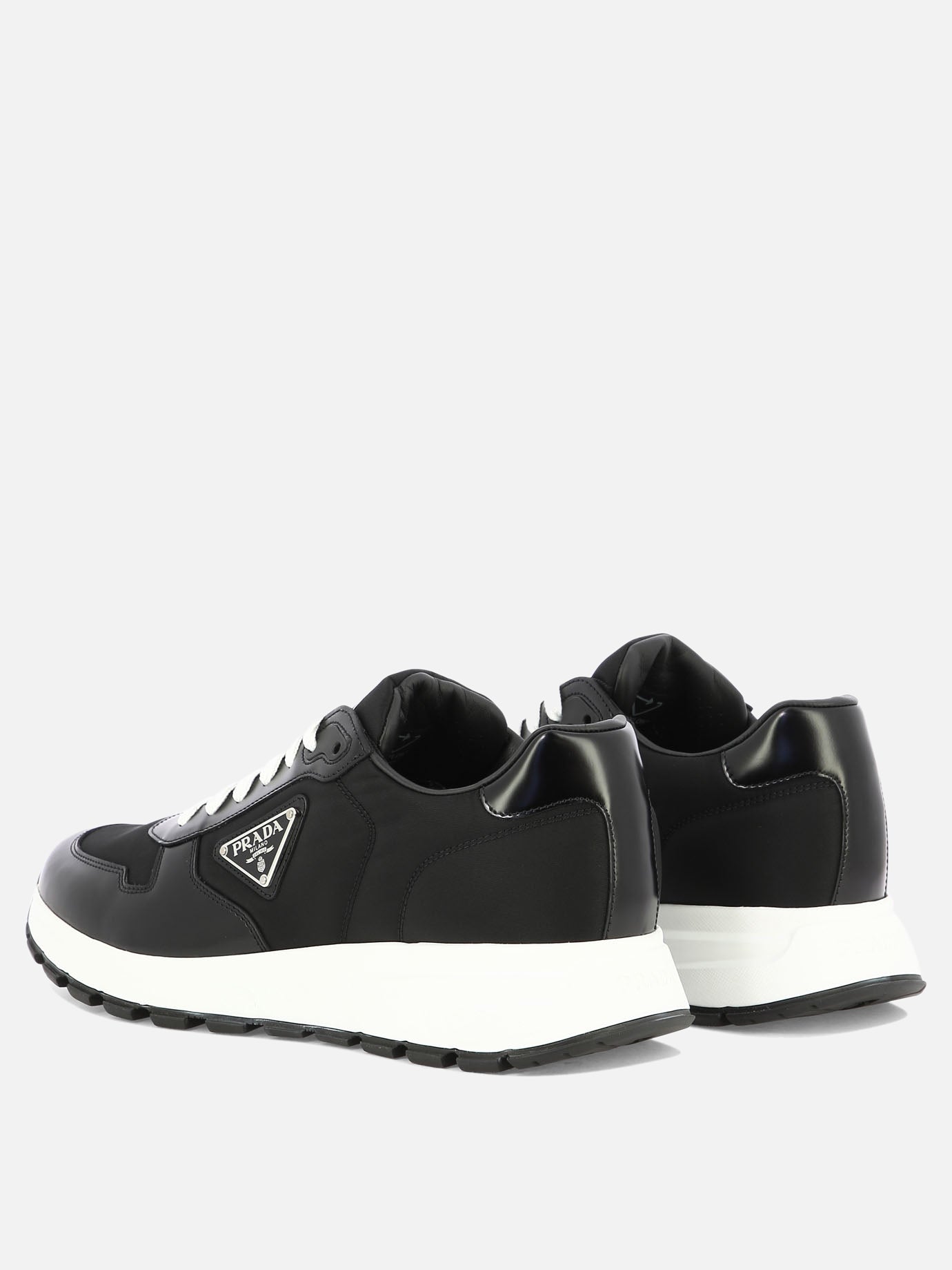Low top sneakers 100% recycled nylon - 100% rubber  Black - Prada Men | PDP | VIETTI Online Store | thumbnail_4