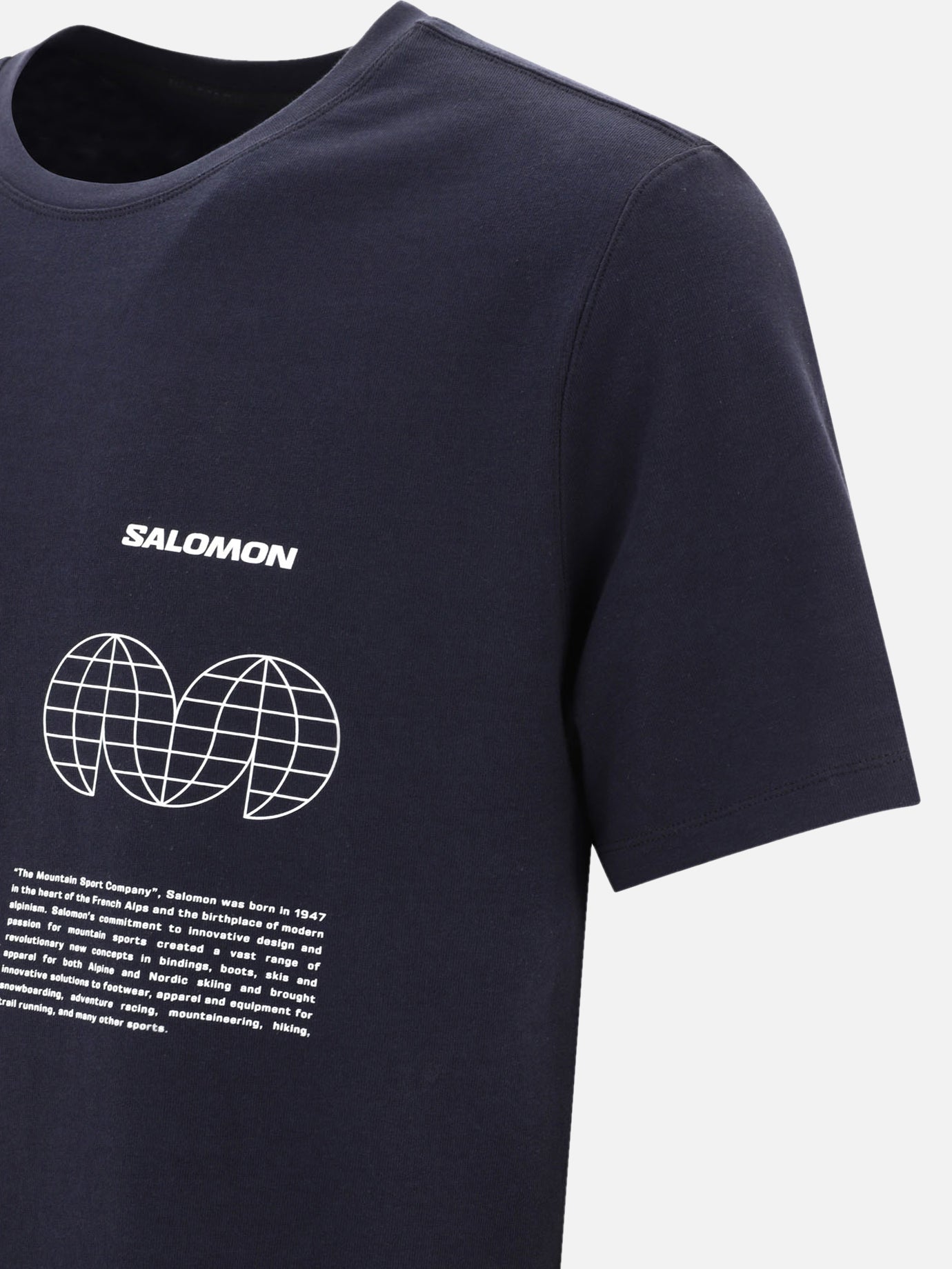 "Globe Graphic" t-shirt