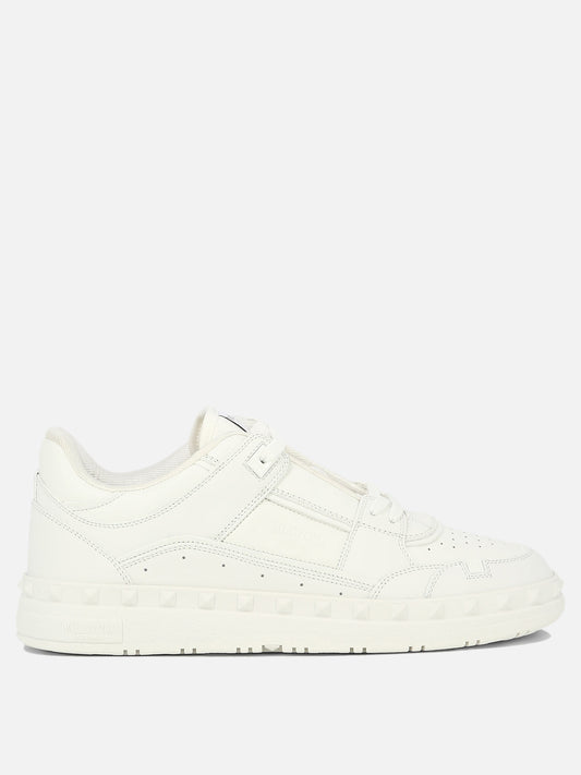 Low top sneakers 100% leather - 100% rubber  White - Valentino Garavani Men | PLP | VIETTI Online Store 
