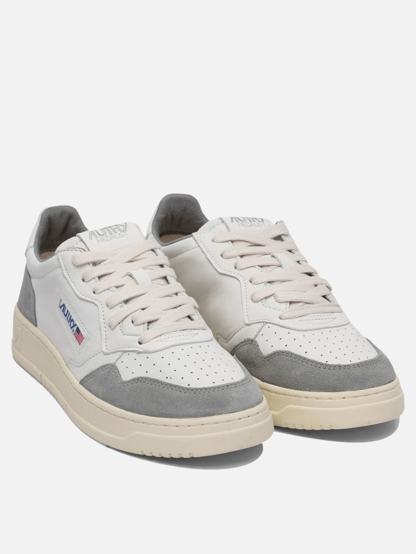 Low top sneakers 100% cow leather - 100% rubber  Grey - Autry Men | PDP | VIETTI Online Store | Zoom-Modal_2
