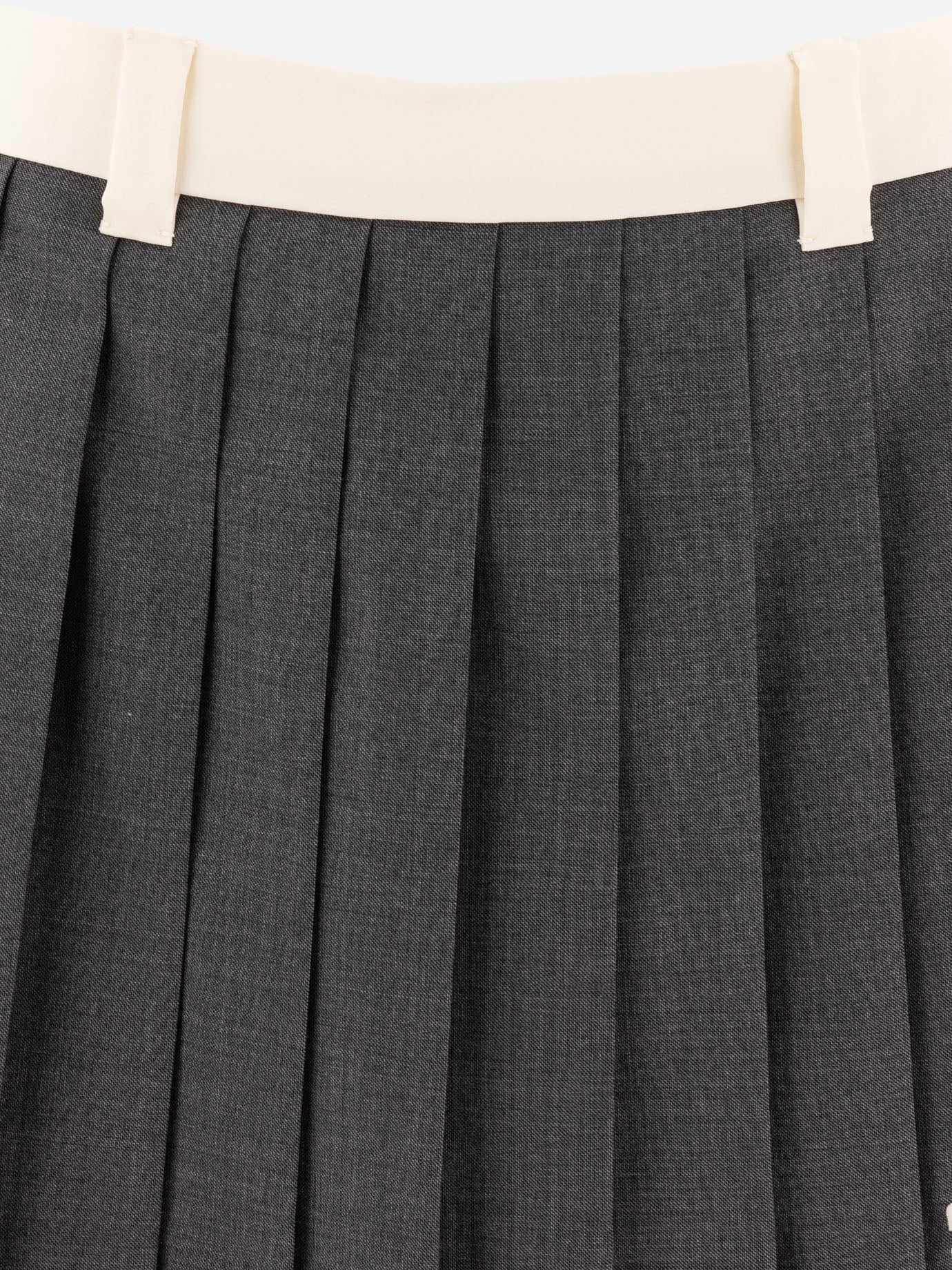 Miu Miu Pleated skirt 19542419_38 Grey thumbnail_3