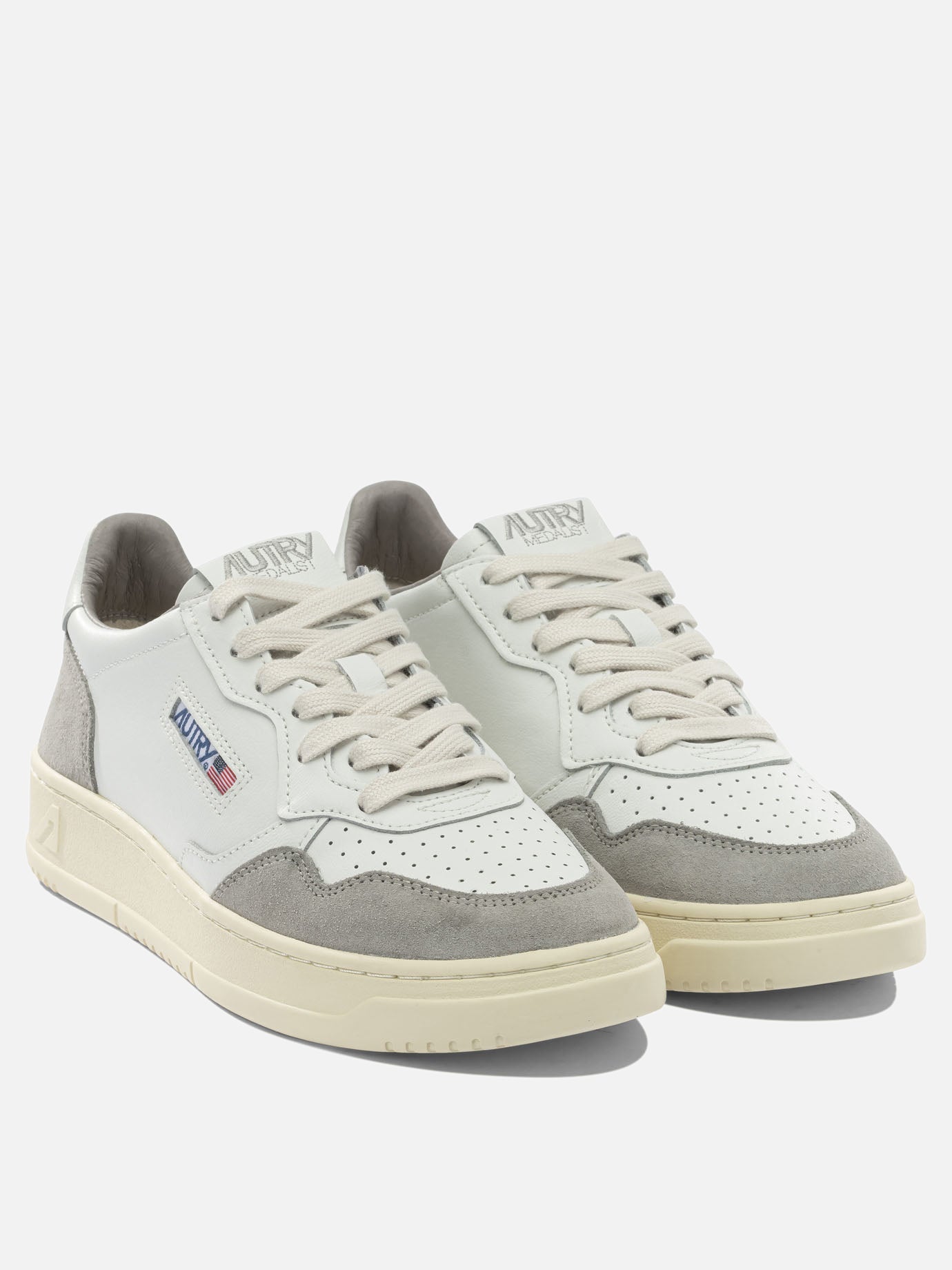 Low top sneakers 100% cow leather - 100% rubber  White - Autry Men | PDP | VIETTI Online Store | thumbnail_2