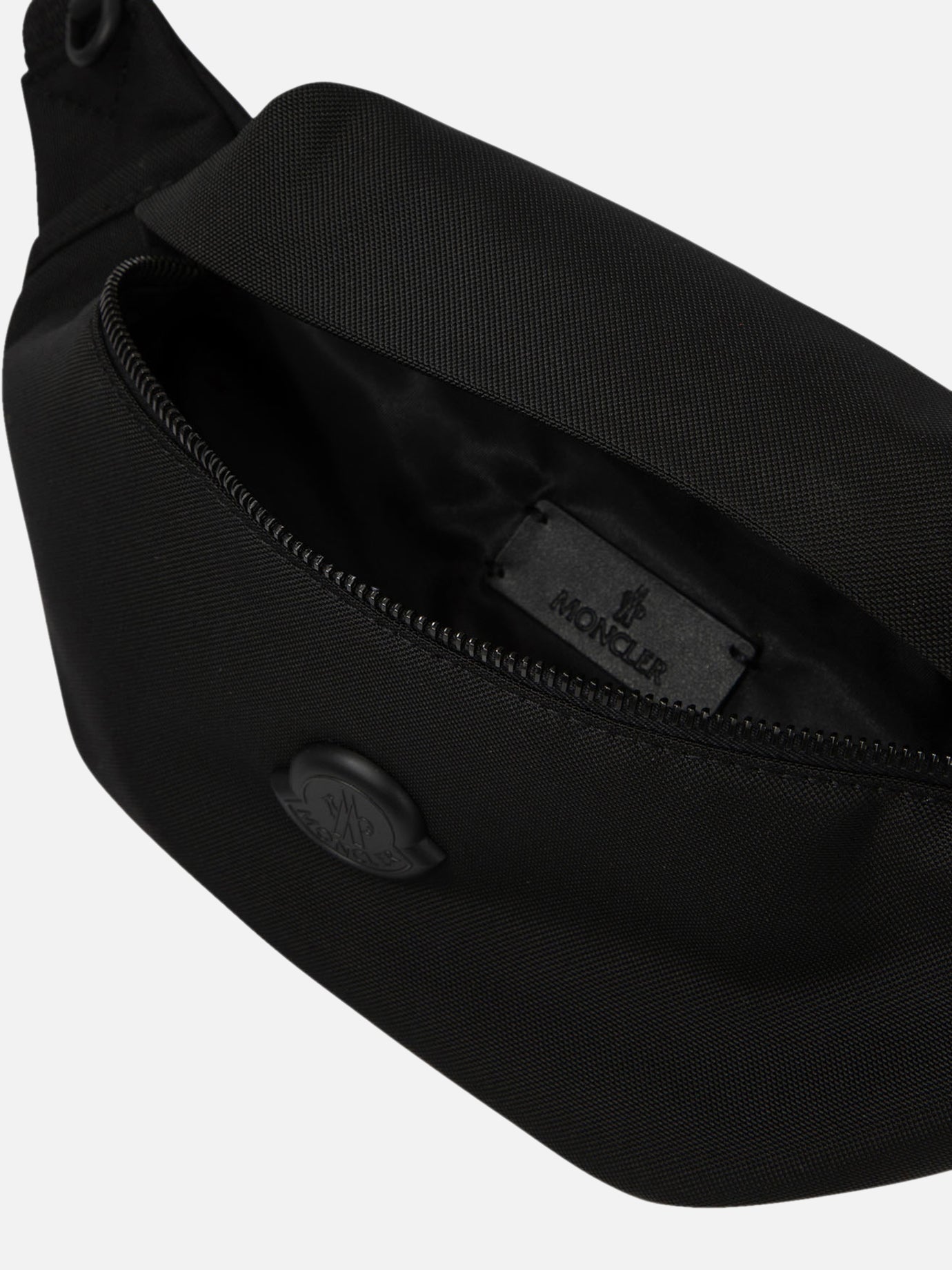 Bumbags 53% polyamide 47% polyester  Black - Moncler Men | PDP | VIETTI Online Store | Zoom-Modal_5
