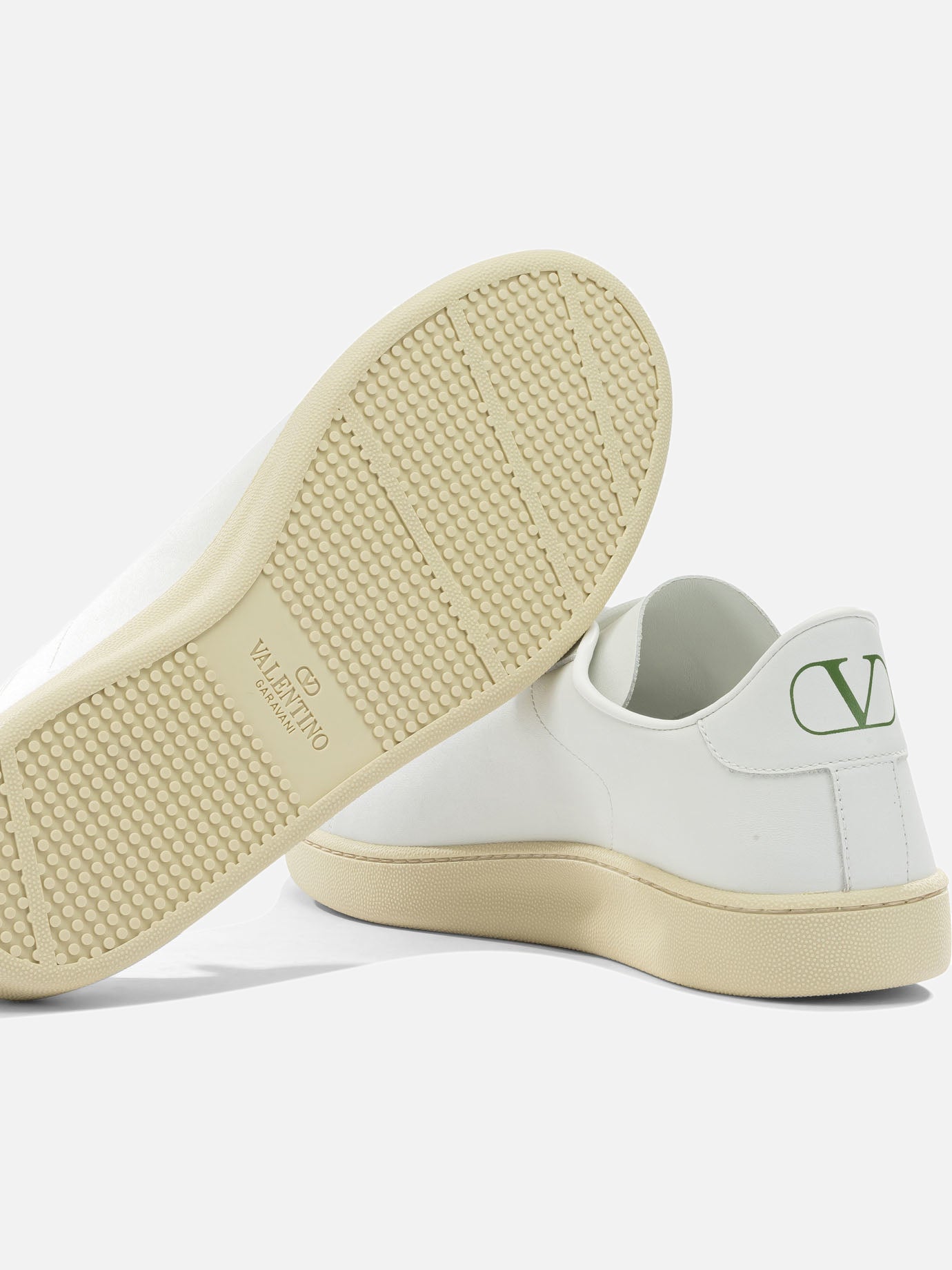 Low top sneakers 100% calf leather - 100% rubber  White - Valentino Garavani Men | PDP | VIETTI Online Store | Zoom-Modal_5
