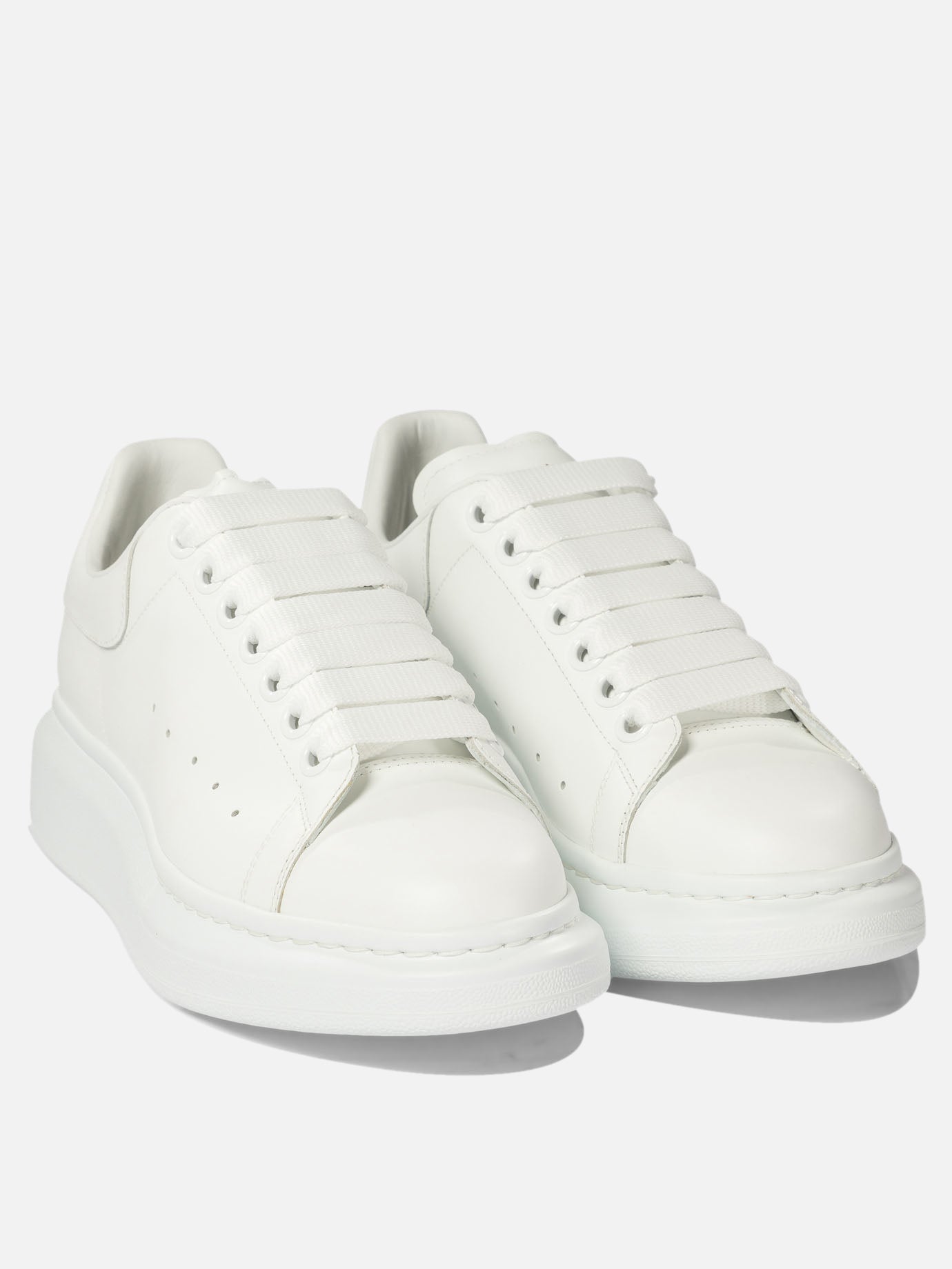 Low top sneakers 100% leather - 100% rubber  White - Alexander McQueen Women | PDP | VIETTI Online Store | Zoom-Modal
