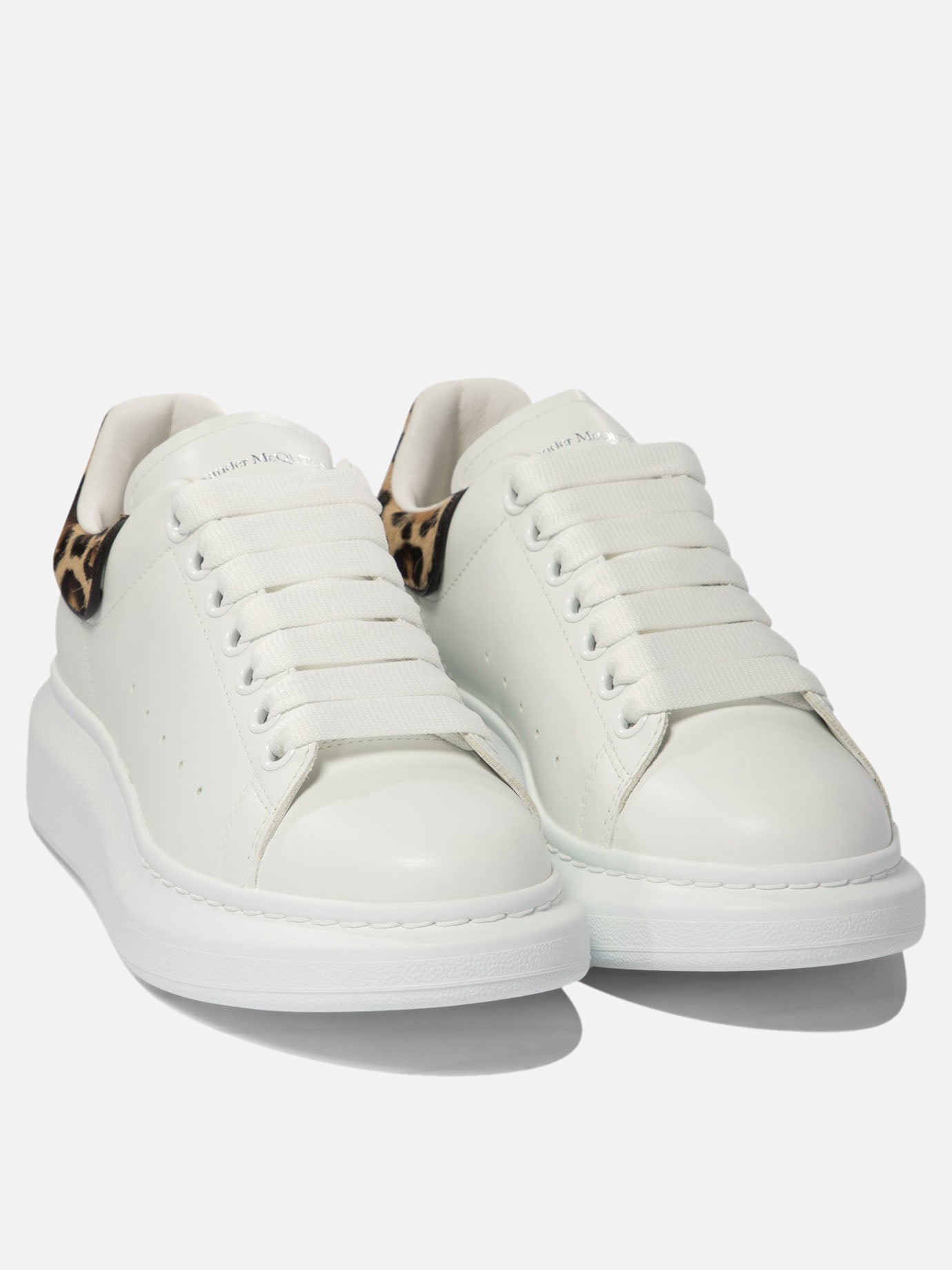Low top sneakers 100% leather - 100% rubber  White - Alexander McQueen Women | PDP | VIETTI Online Store | Zoom-Modal_2
