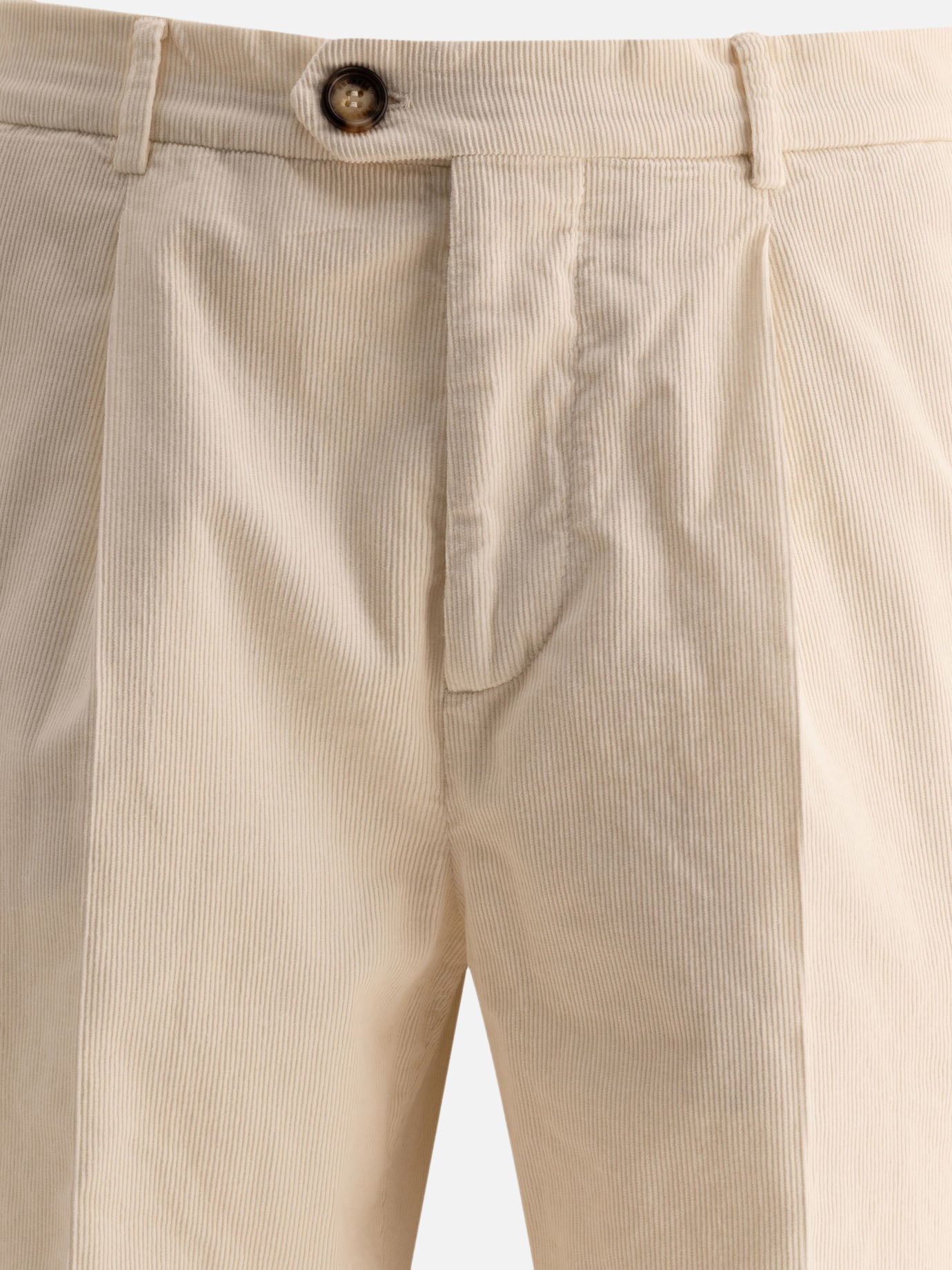 Garment-dyed leisure fit trousers with pleats