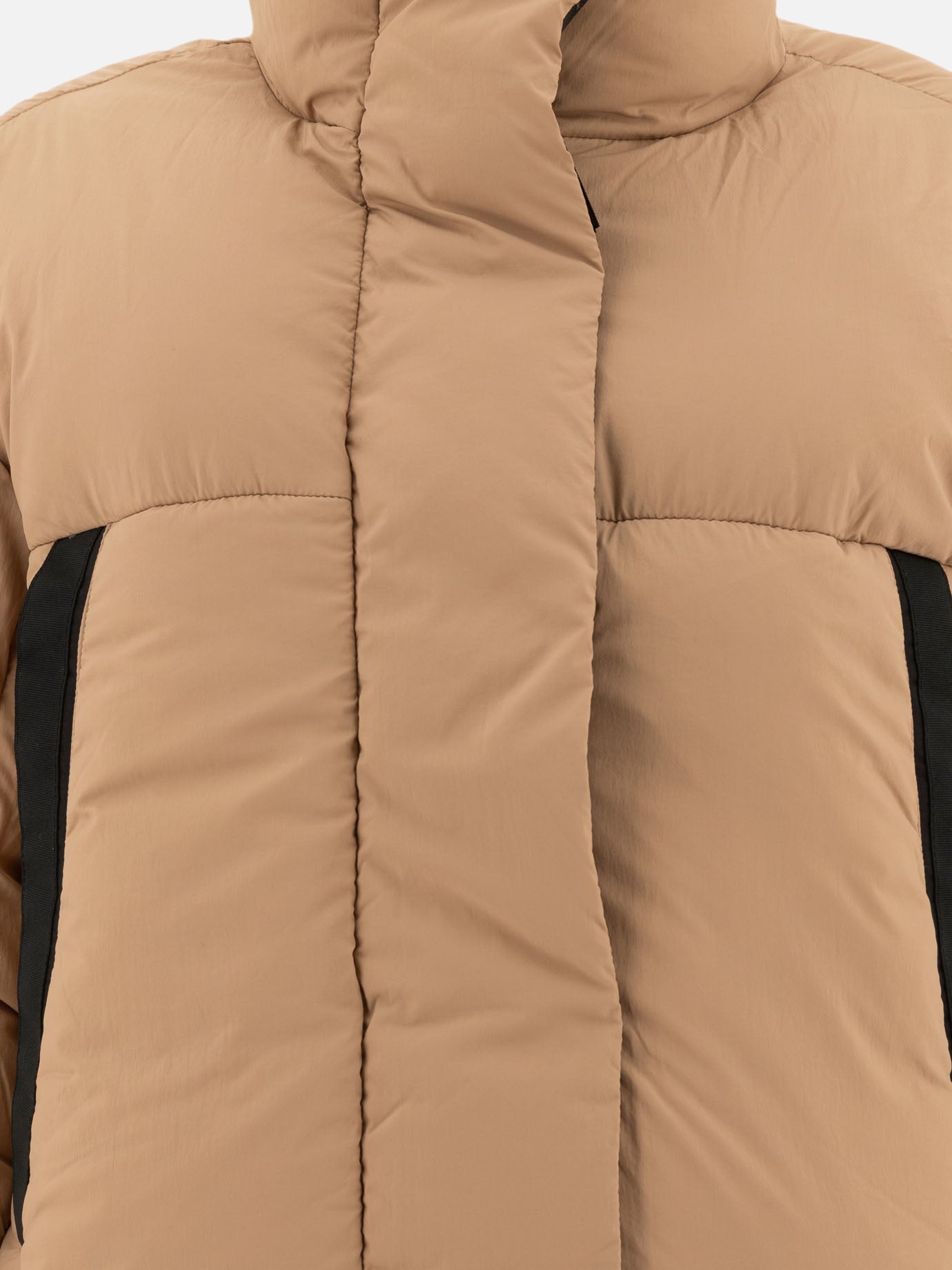 Canada Goose "Junction Cropped" down jacket Beige