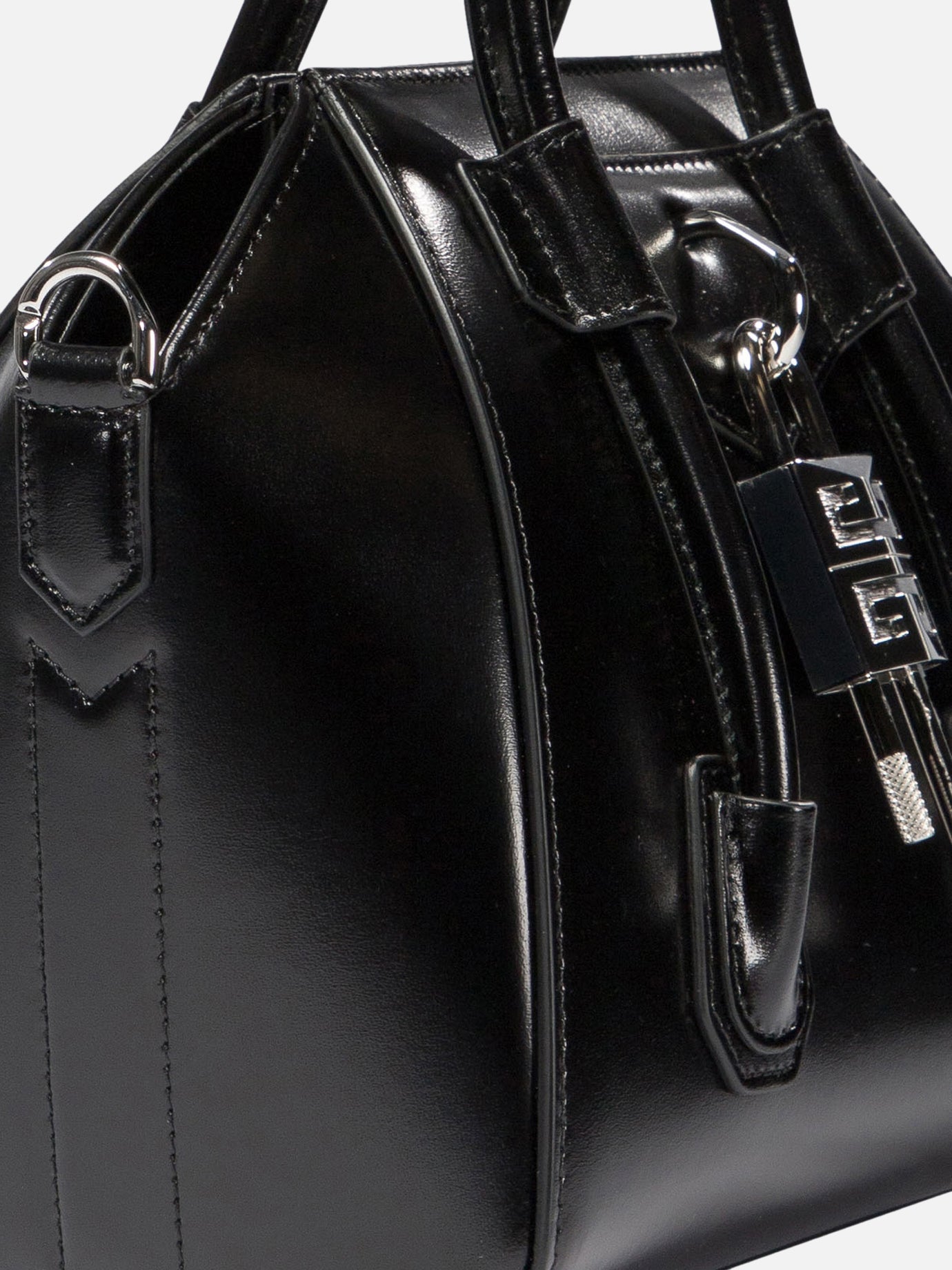 "Antigona Lock" handbag