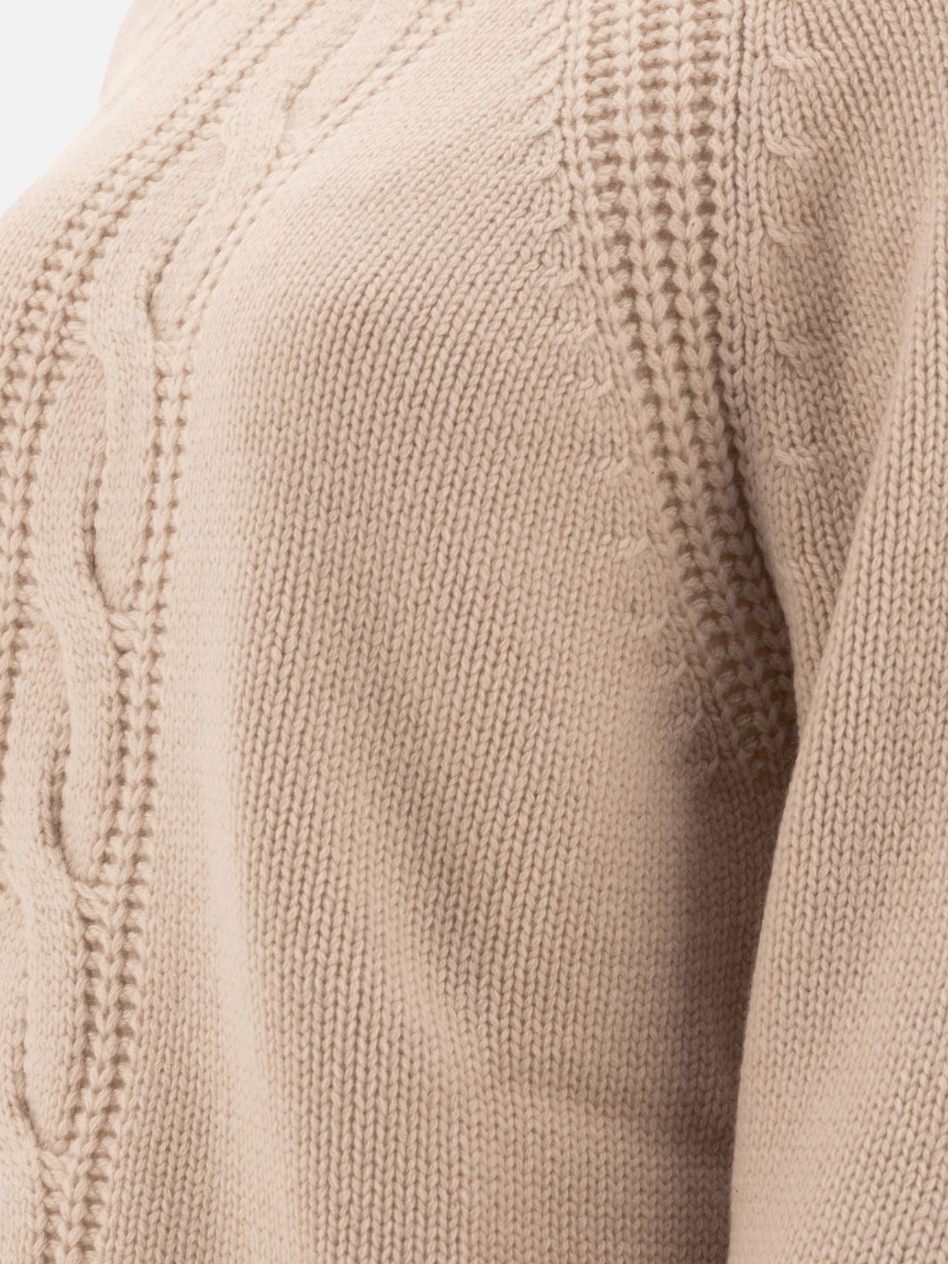 "Pico" cashmere yarn sweater