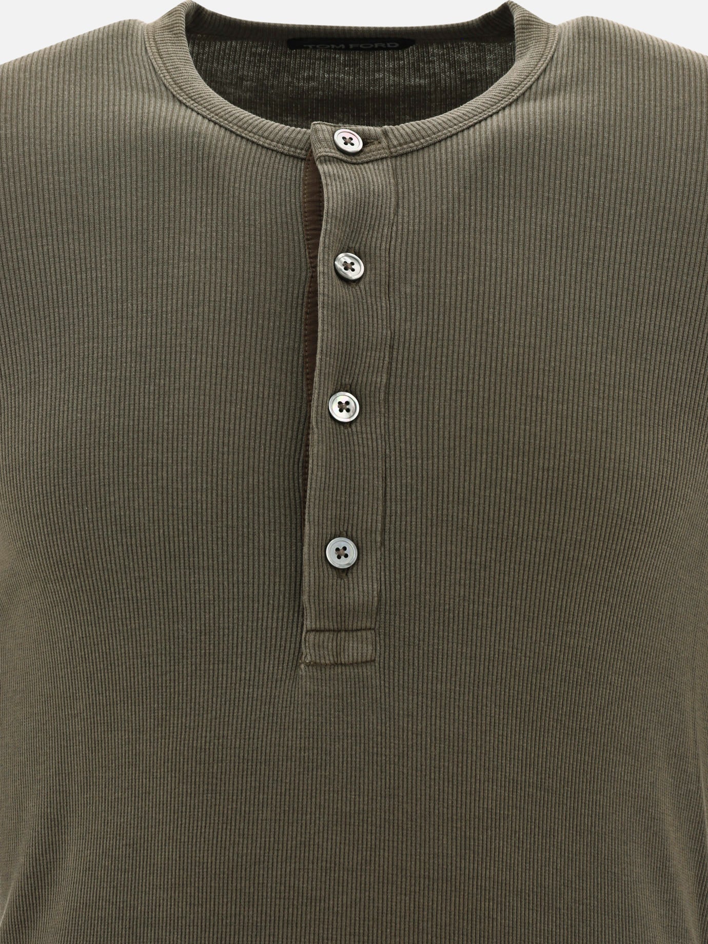 Lyocell buttoned t-shirt