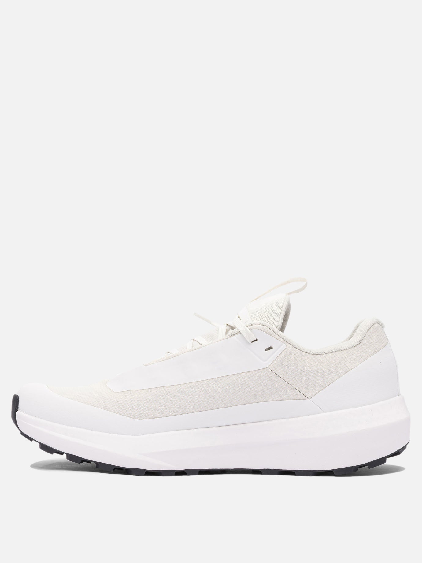 Arc'teryx "Norvan LD 4 GTX" Sneakers White