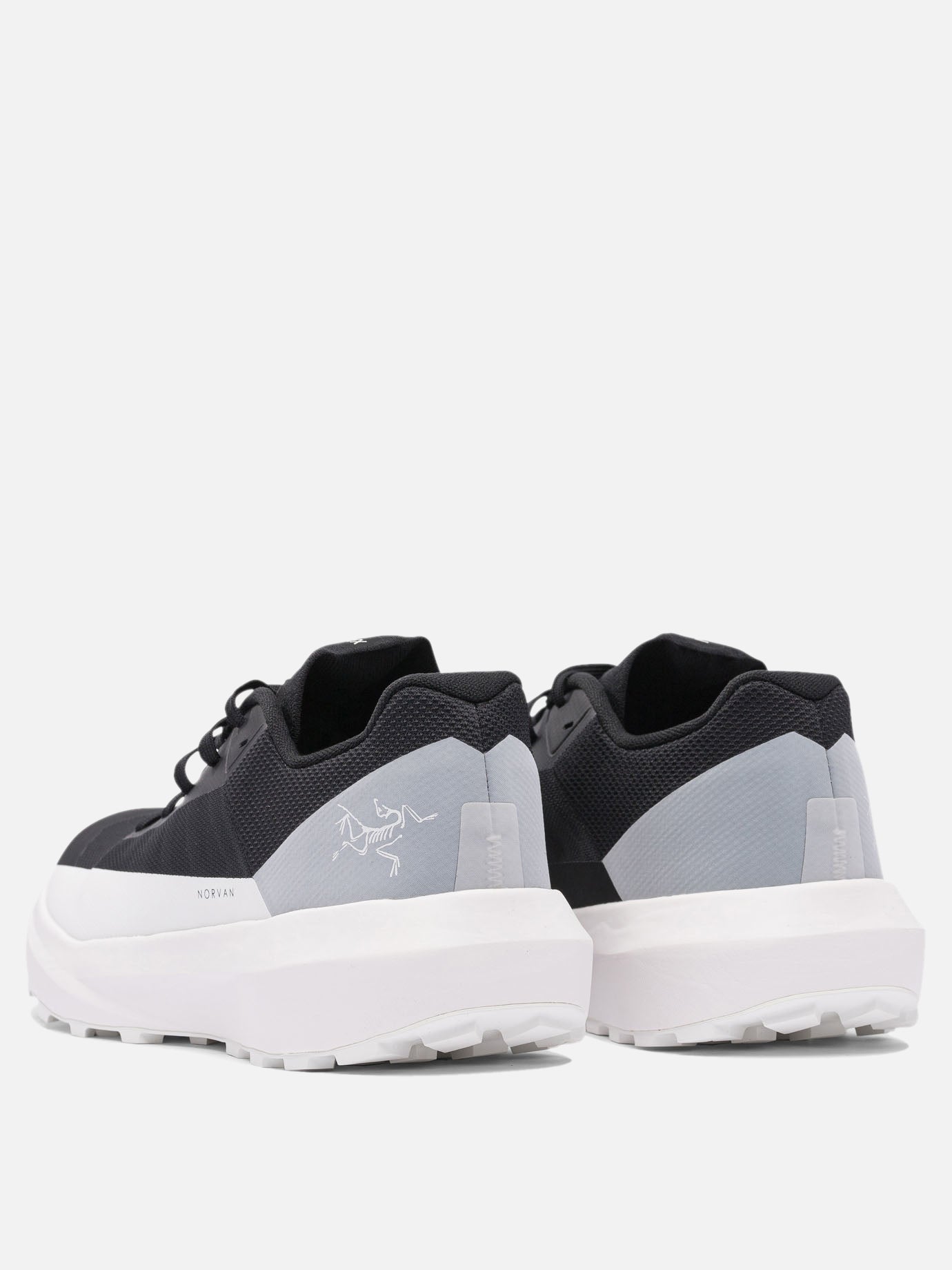 Arc'teryx "Norvan LD 4" sneakers Black